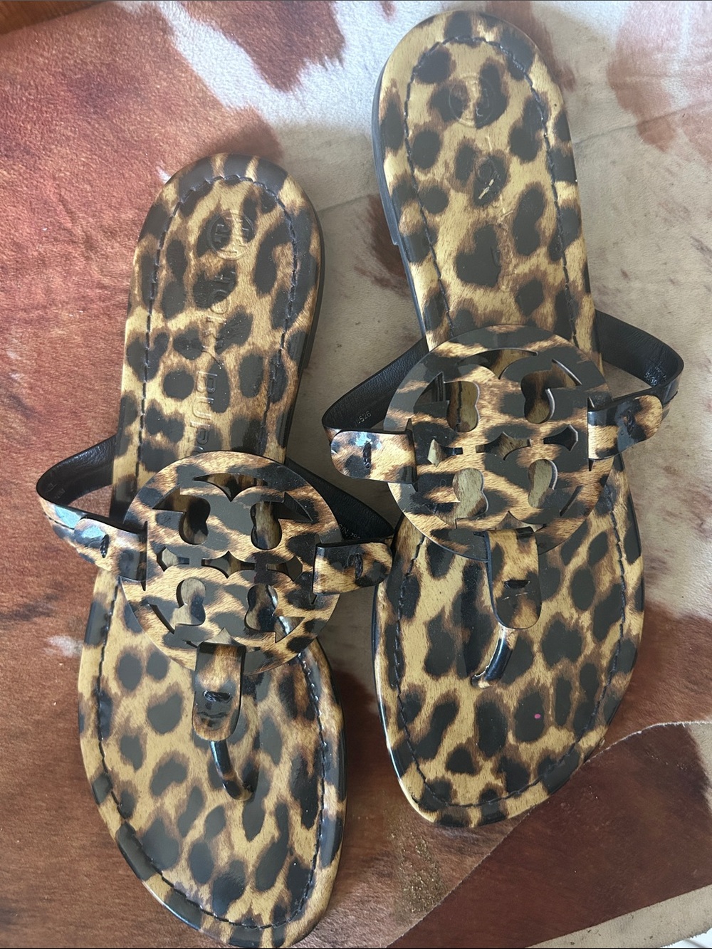 Tory Burch Leopard Print Thong Sandals - Brown Black